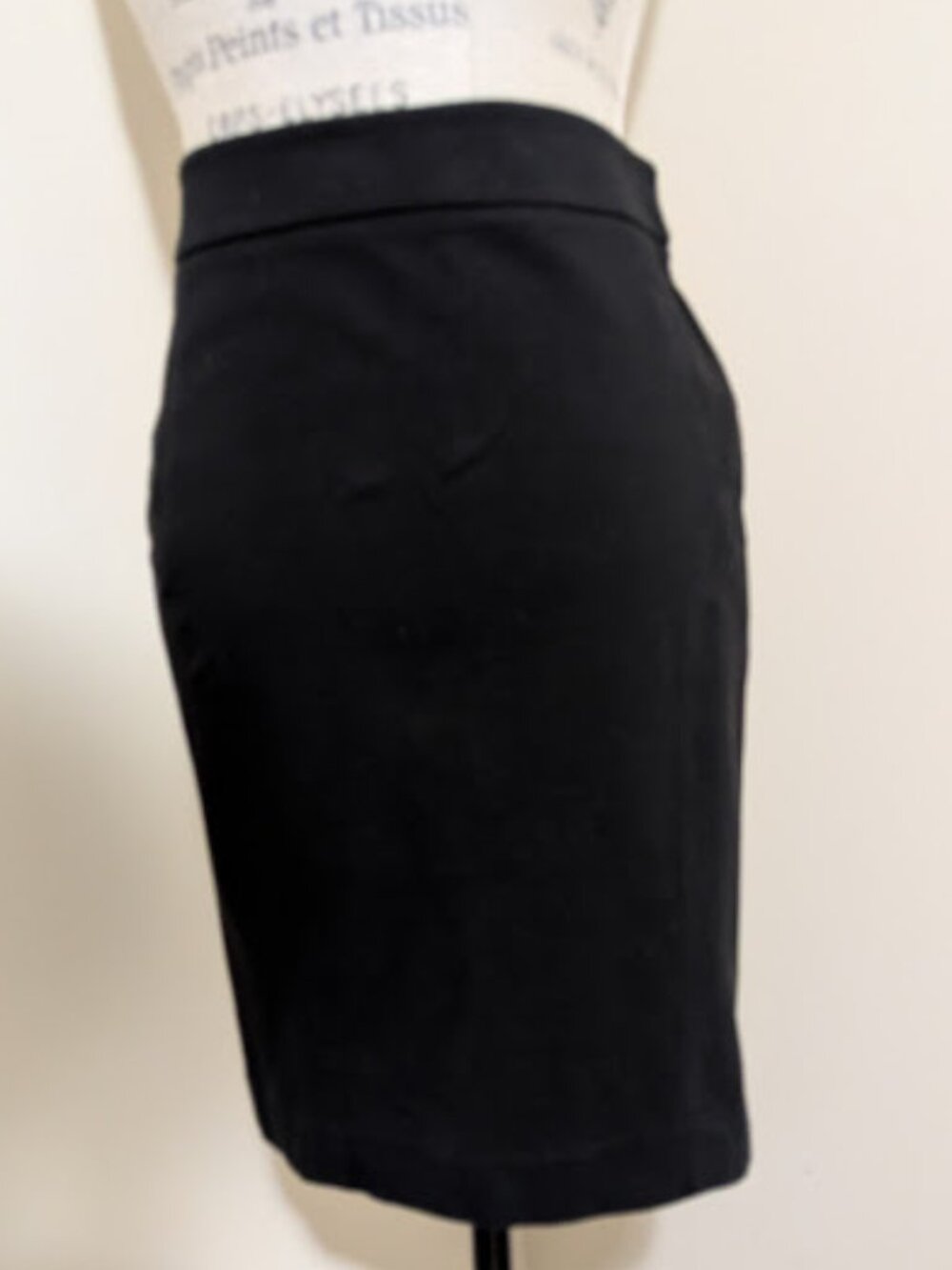 DKNY women's black classic pencil casual/work skirt sz 4